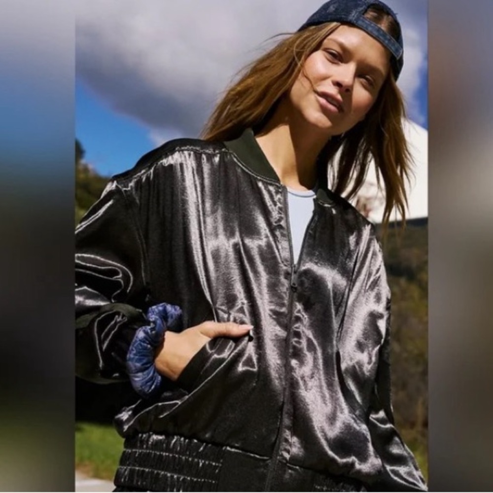 LAST CHANCE | Free People Movement Relay Olive Satin Bomber Jacket